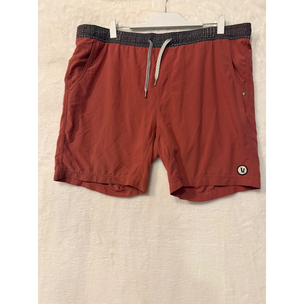 Vuori Mens Banks Shorts XL Red Terracotta Hybrid Board Shorts V302 7.5 Inseam